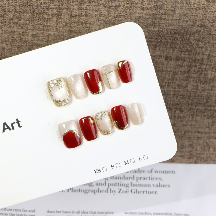 Decorative Press-On Nail Art Set with Gold Accents Bowlift