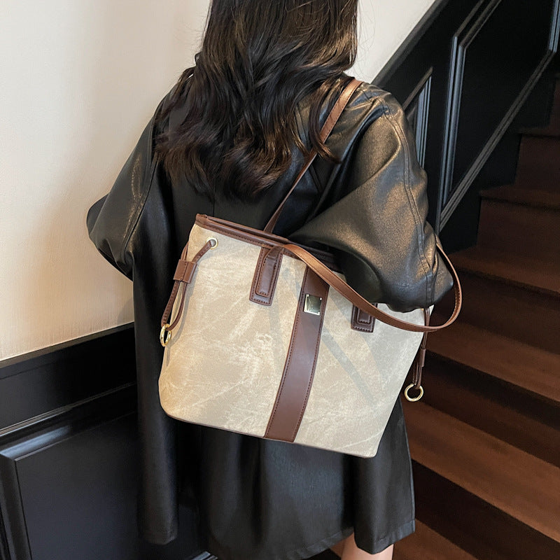 Fashionable Structured Tote Bag Bowlift