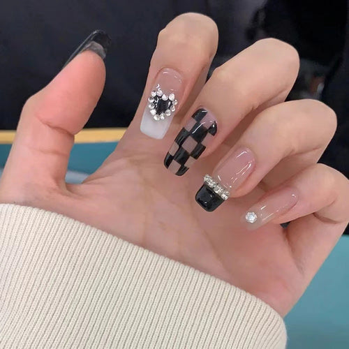 Designer Nail Art Bowlift
