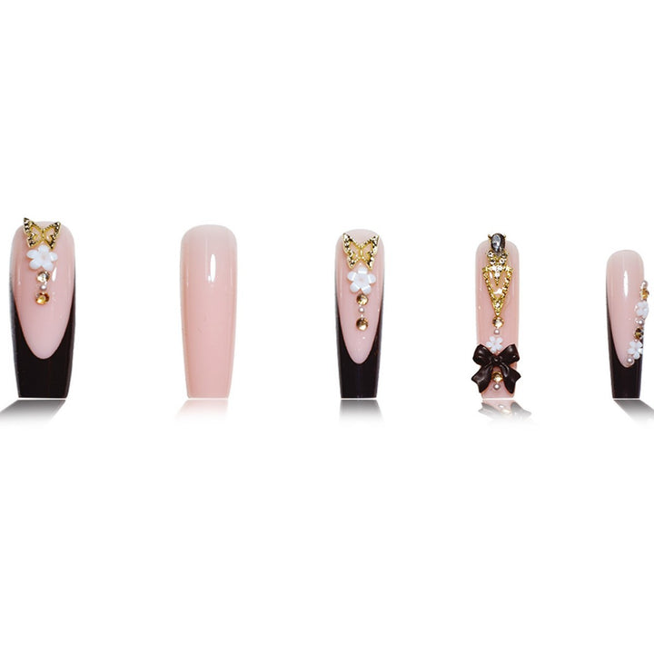 Luxurious 3D Floral Press-On Nail Art Bowlift