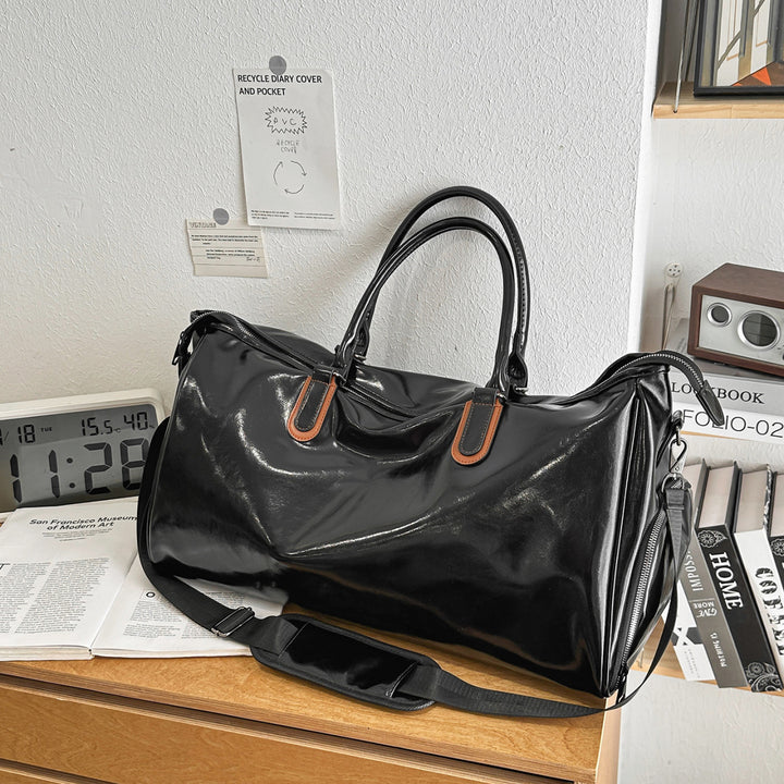 Elegant Sports Duffel Bag with Practical Compartments Bowlift