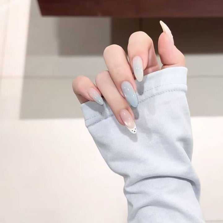 Elegant Ombre Press-On Nail Set Bowlift