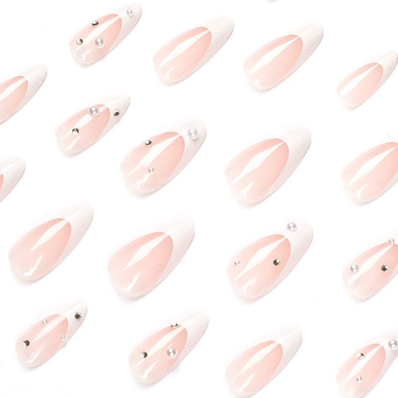 Artificial nail set with luxurious 3D accents and glitter embellishments Bowlift
