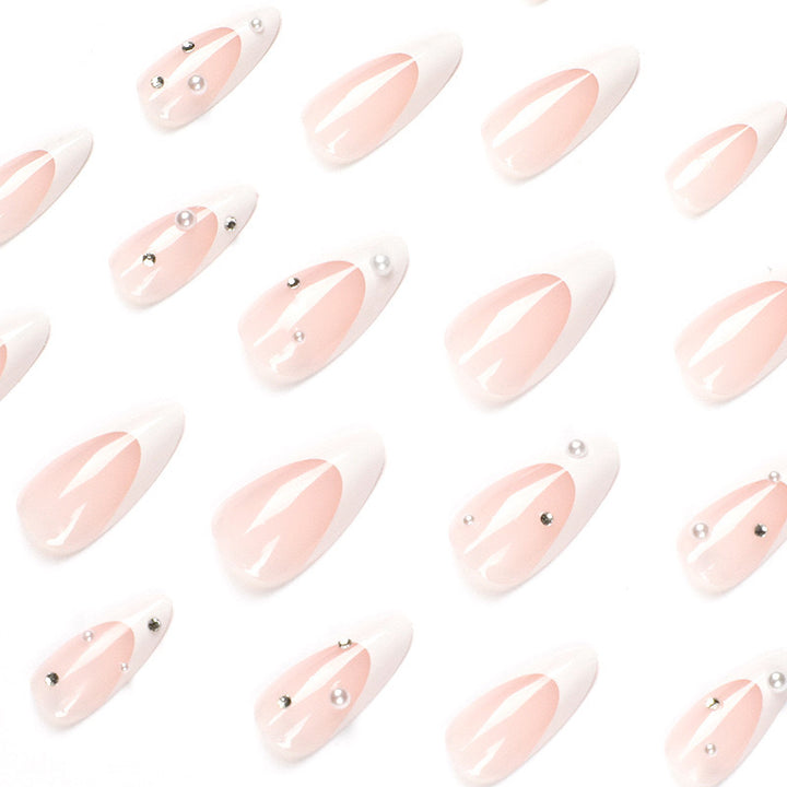 Artificial nail set with luxurious 3D accents and glitter embellishments Bowlift