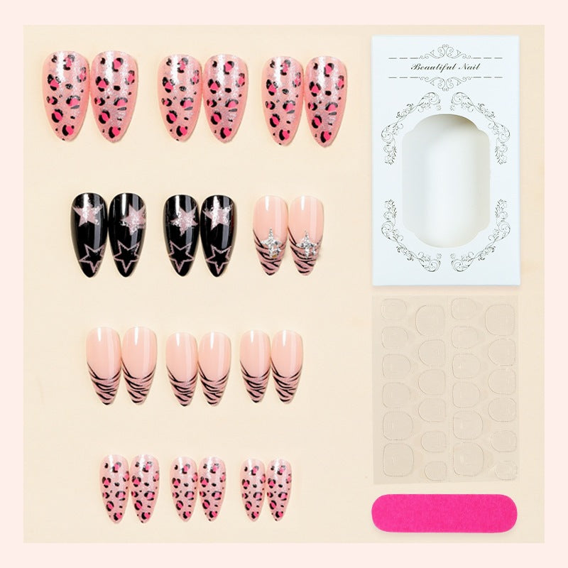 Creative nail art set with leopard and glitter accents Bowlift