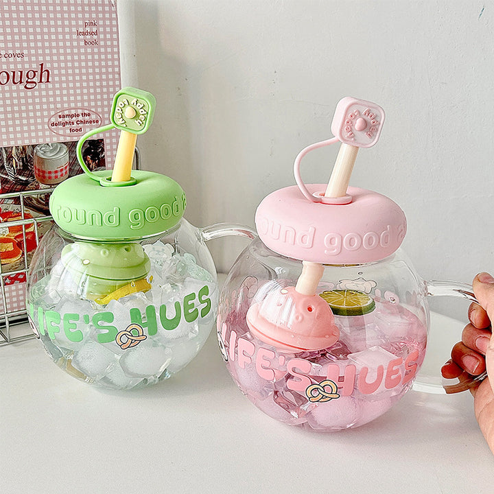 Ladies drinking container with innovative fruit insert Bowlift
