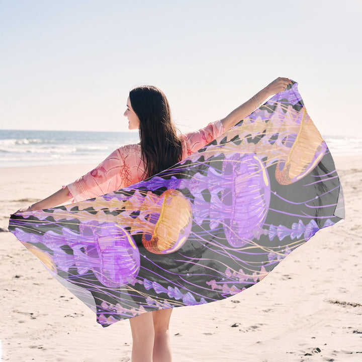 Light beach towel with creative jellyfish motif Bowlift