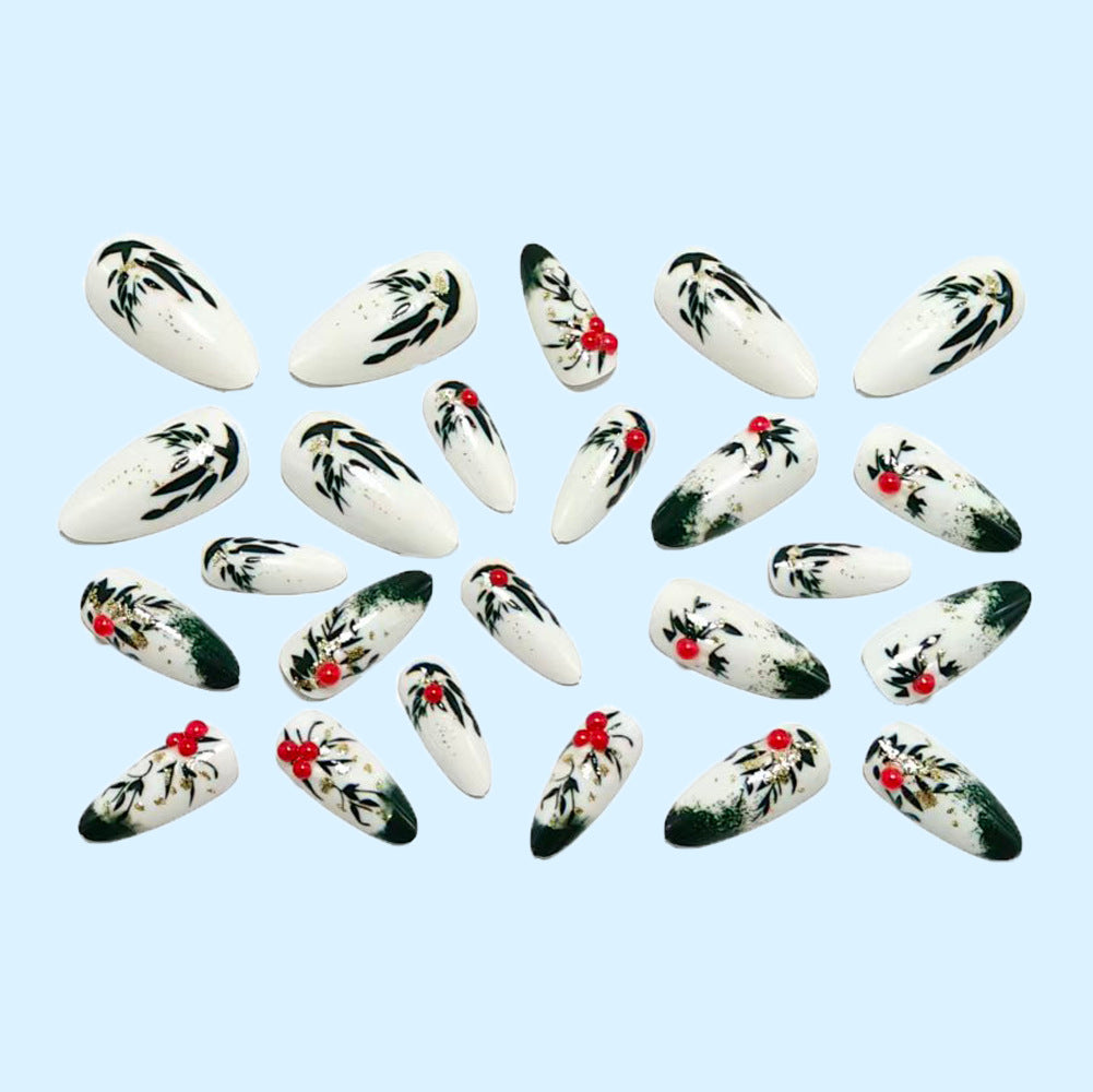 Glamorous artificial nails with floral accents Bowlift