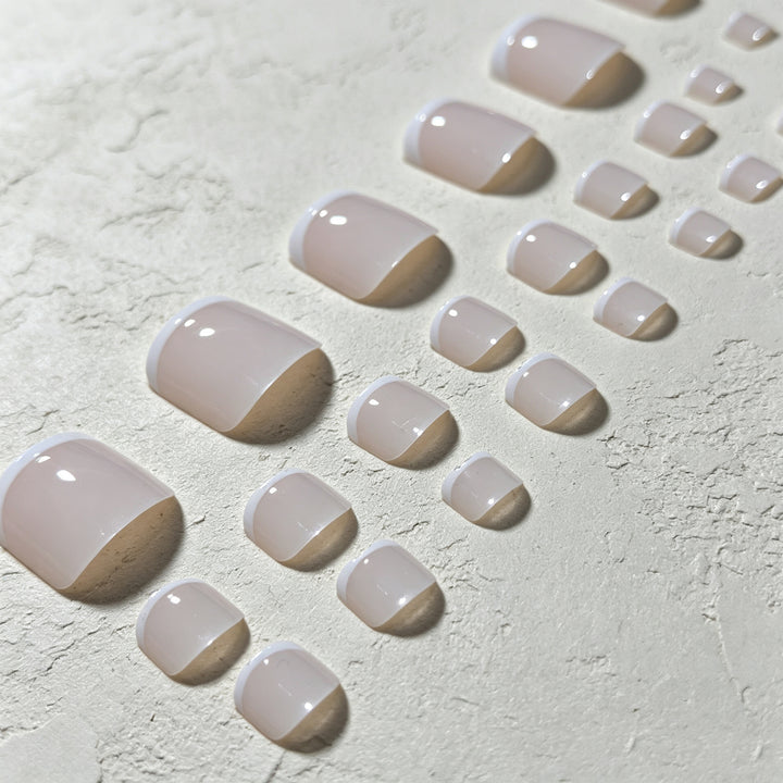 Elegant French Tip Pedicure Kit Bowlift