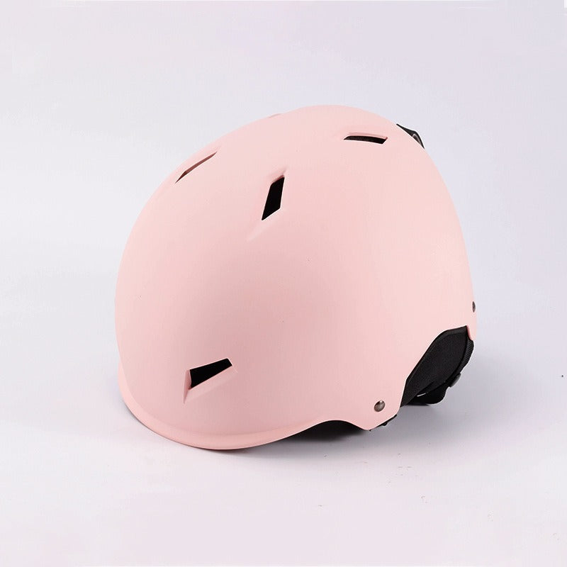 Lightweight Multi-Sport Helmet Bowlift
