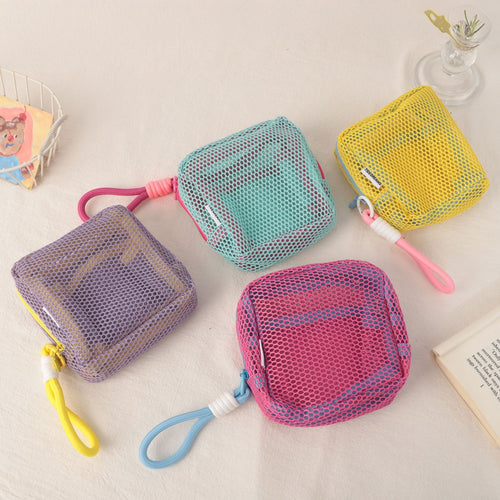 Practical and Breathable Organizer Bag Bowlift