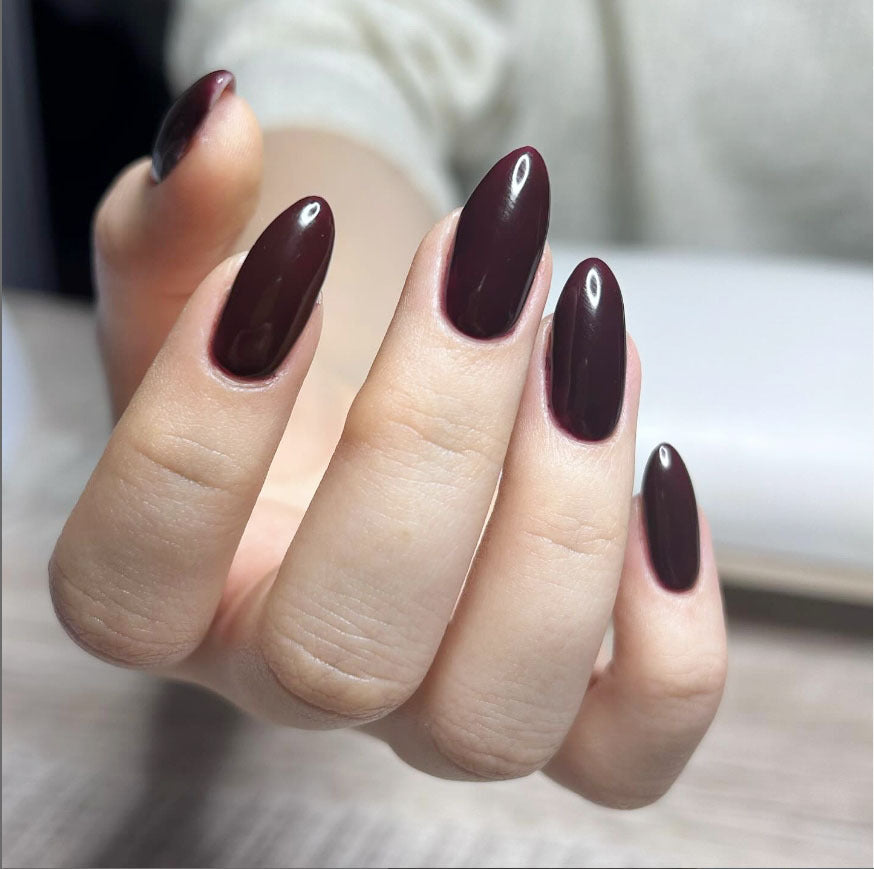Elegant Almond-Shaped Press-On Nails Set Bowlift
