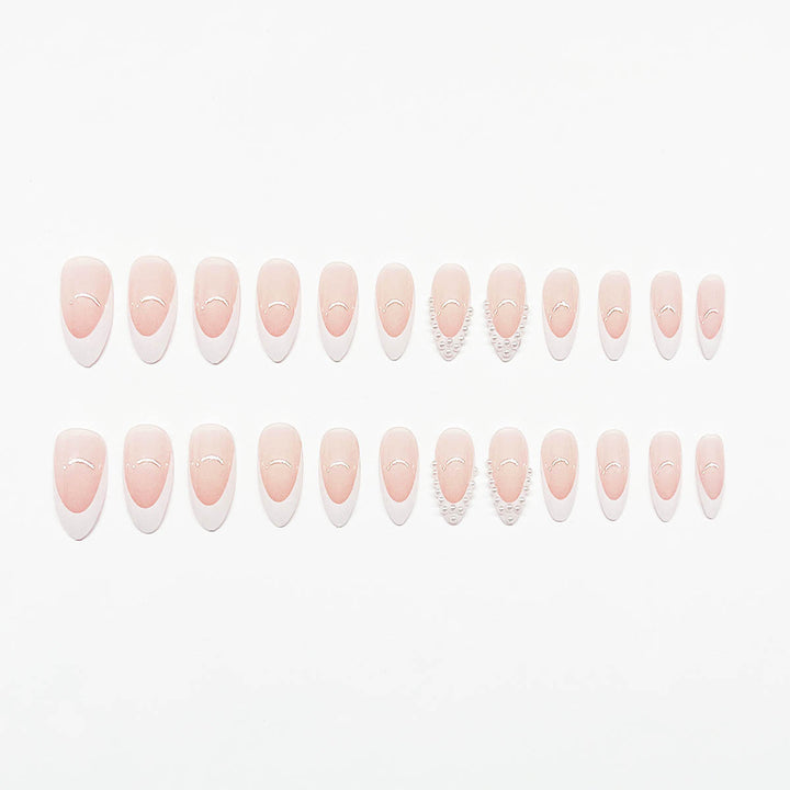 Nail art set with elegant design and 3D pearl embellishments Bowlift