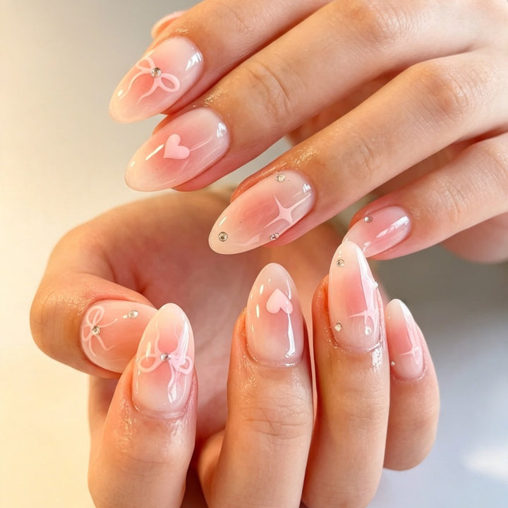 Artificial nails with romantic heart and bow design Bowlift