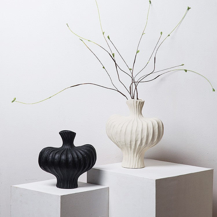 Stylish Ceramic Art Vase Bowlift