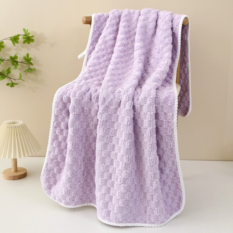 Cozy Living Blanket Made of Soft Microfiber Bowlift