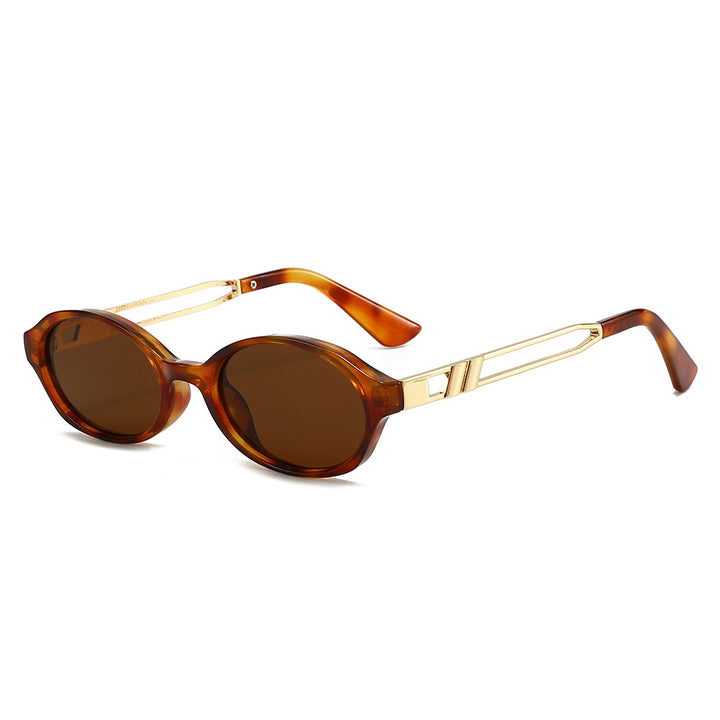 Women Elegant Sunglasses in luxurious tortoiseshell design with golden metal accents Bowlift