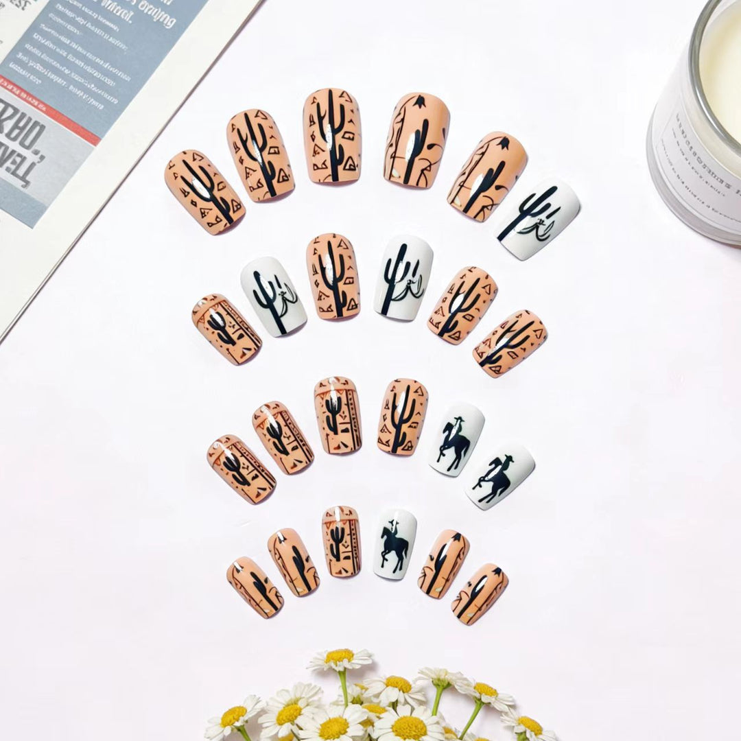 Western-Themed Nail Art Bowlift