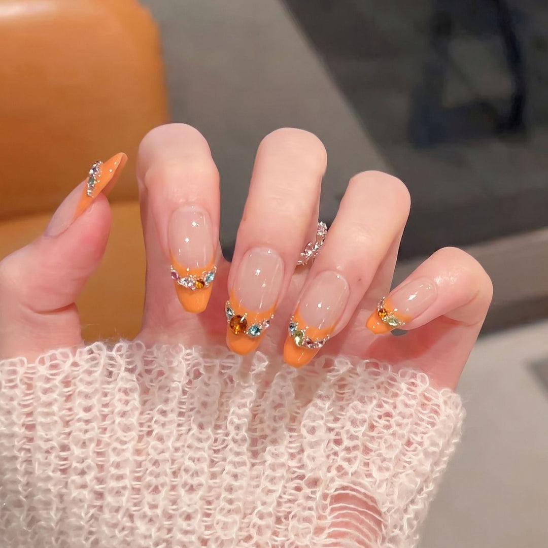 Decorative Press-On Nail Set with Rhinestone Accents Bowlift