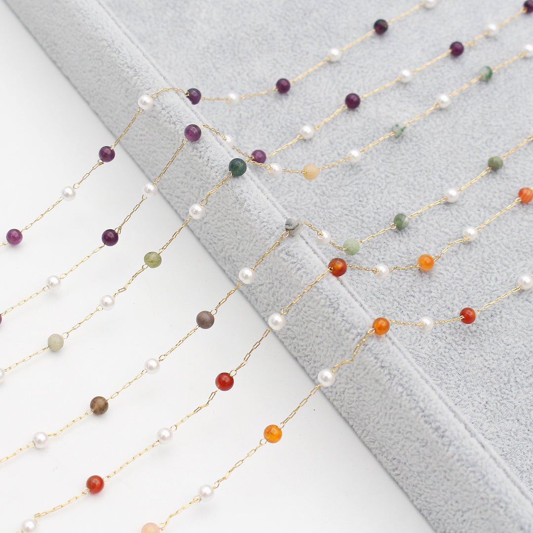 Elegant Multi-Color Eyewear Chain Bowlift