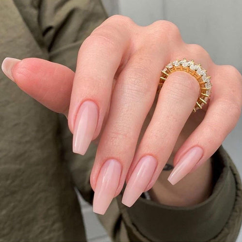 Artificial Nail Extension in Elegant Design Bowlift