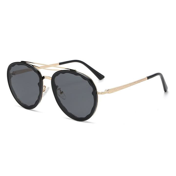 Women's modern styled sunglasses in elegant oversize style Bowlift