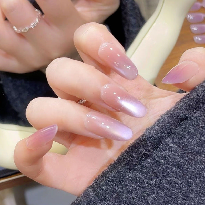 Artificial nail set with elegant ombre design and glossy finish Bowlift