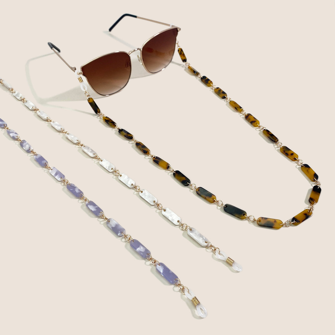 Fashionable Statement Eyewear Chain Bowlift