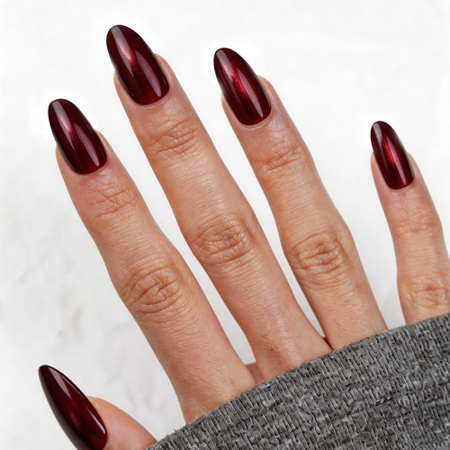 Glossy Stiletto Press-On Nails Bowlift