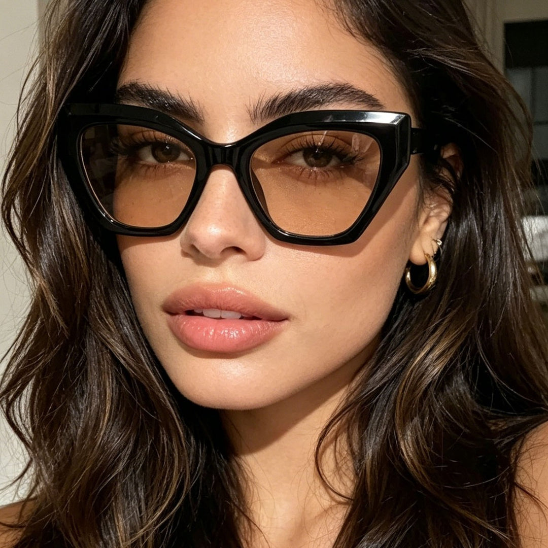 Women's fashionable sunglasses with elegant cat-eye design and durable frame Bowlift