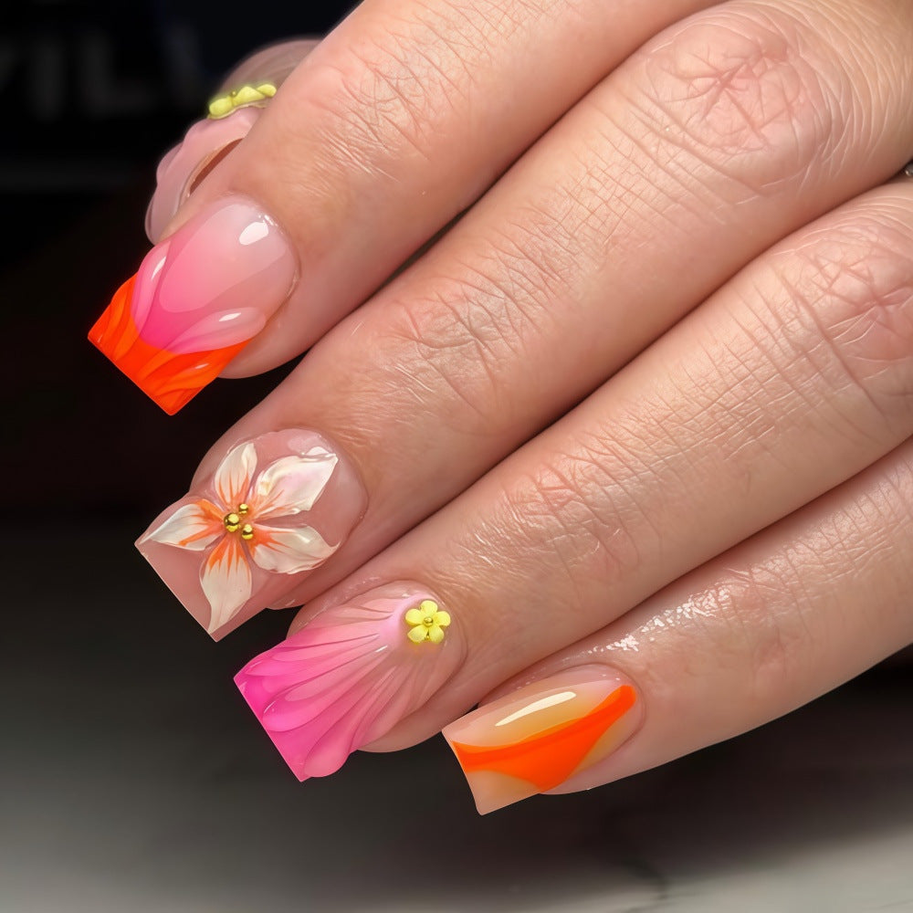 Artificial nails with floral 3D designs and gradient color Bowlift