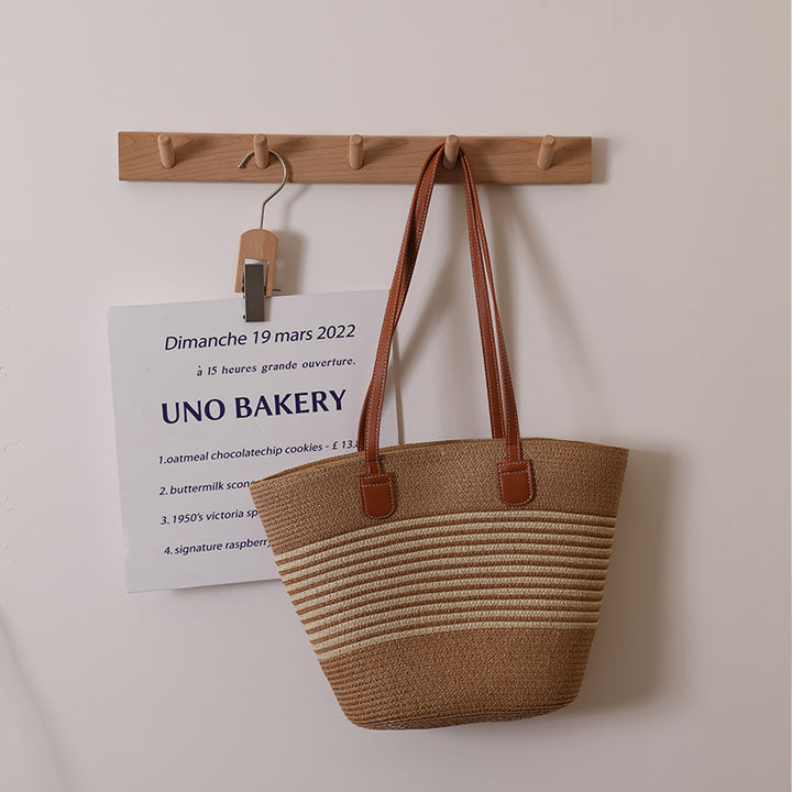 Elegant Bast Handbag with Leather Handles Bowlift