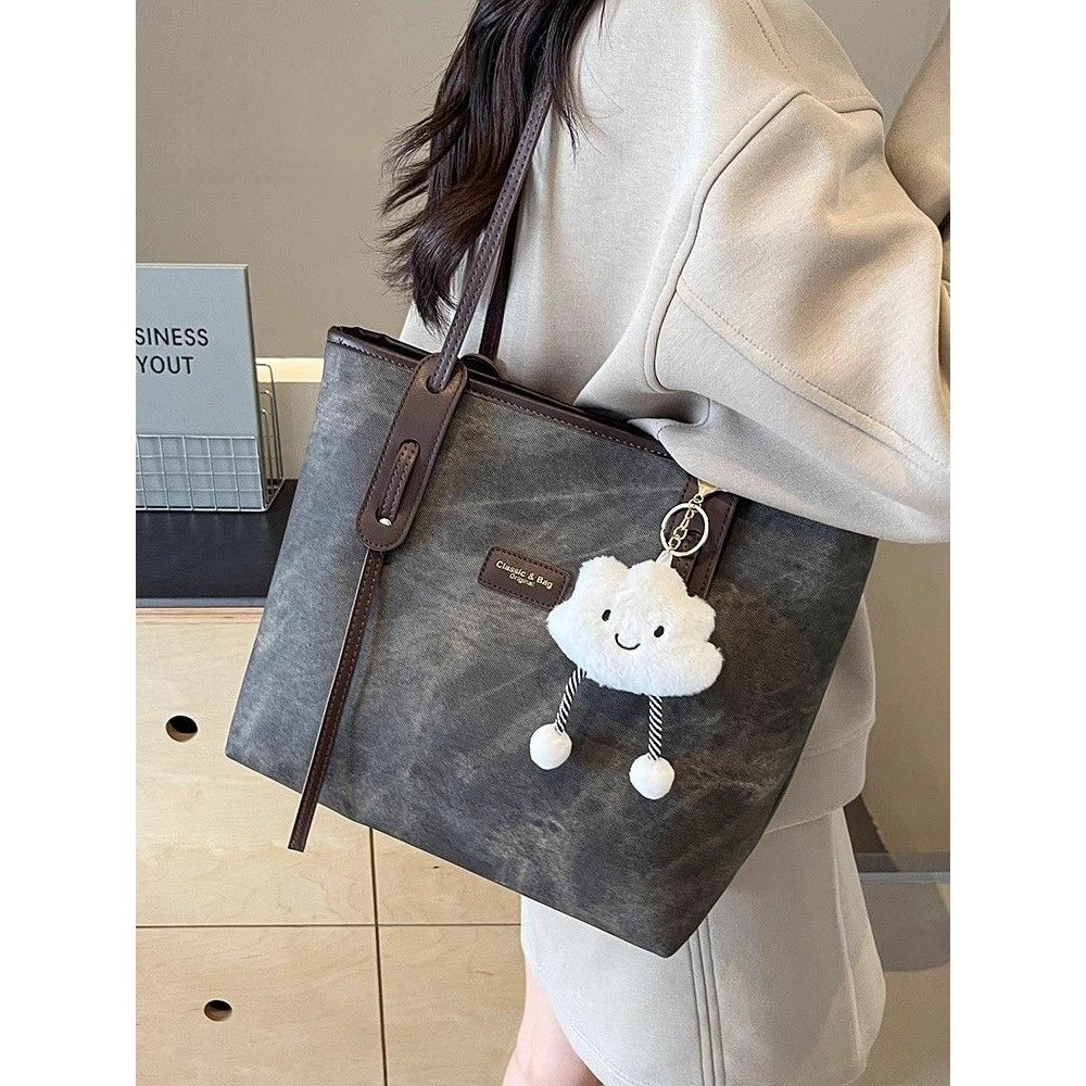 Fashionable Structured Tote Bowlift