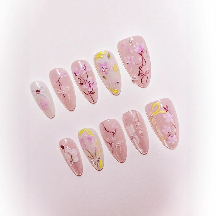Artistic Press-On Nail Art Set Bowlift