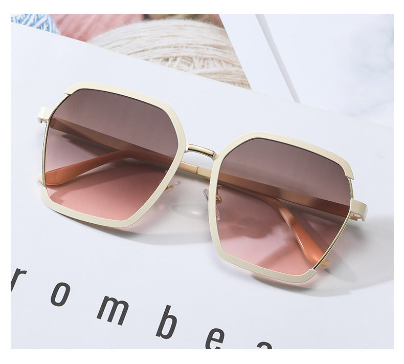 Women statement sunglasses Bowlift