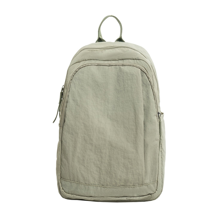 Spacious and Lightweight Everyday Backpack Bowlift