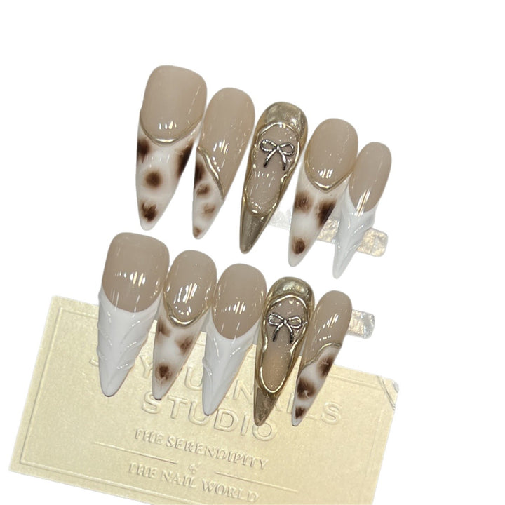 Decorative Stiletto Press-On Nail Art Set with Unique Design Elements Bowlift