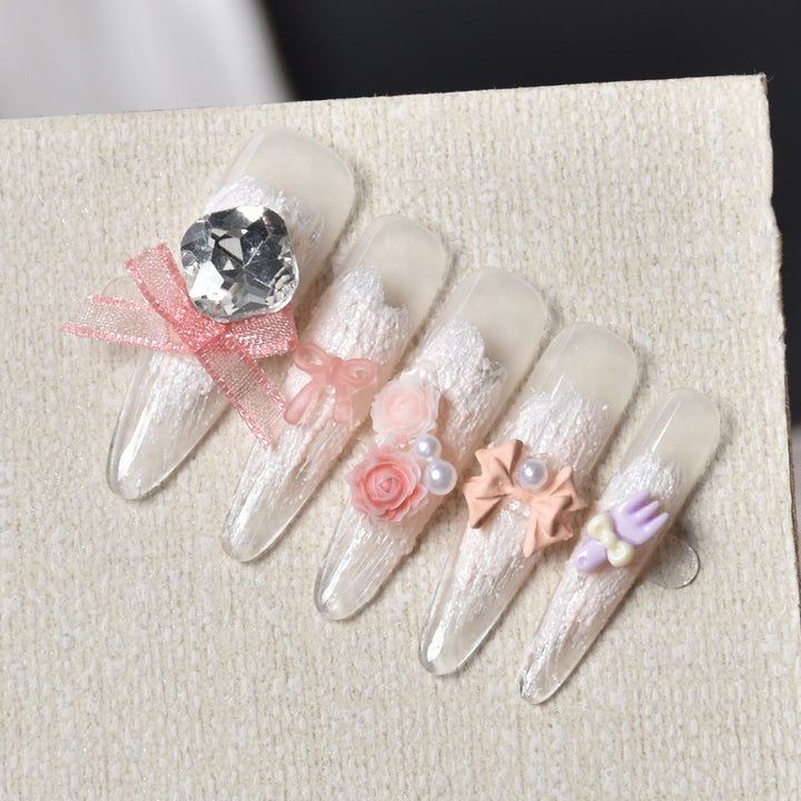Decorative Floral Nail Press-On Set Bowlift