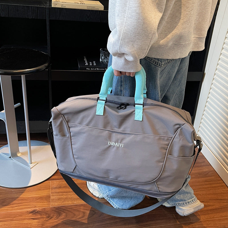 Athletic Travel Bag With Adjustable Shoulder Strap Bowlift