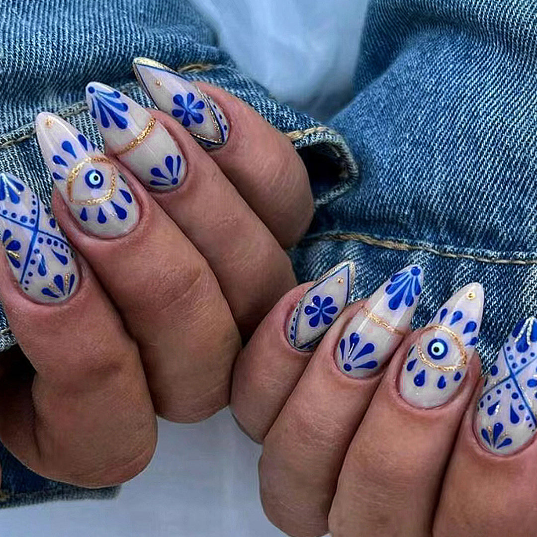 Artistic Nail Design Bowlift