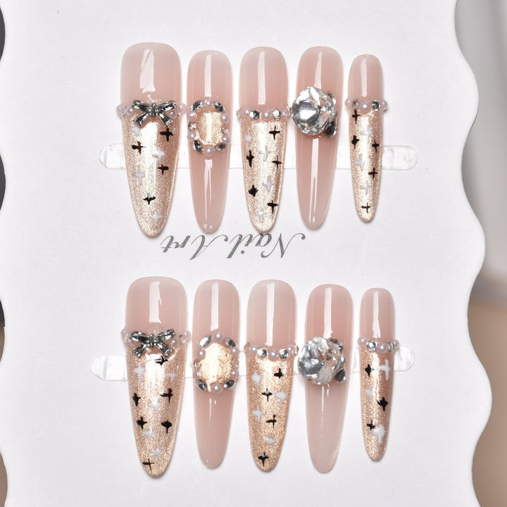 Artistic Premium Detailed Press-On Nail Art Bowlift