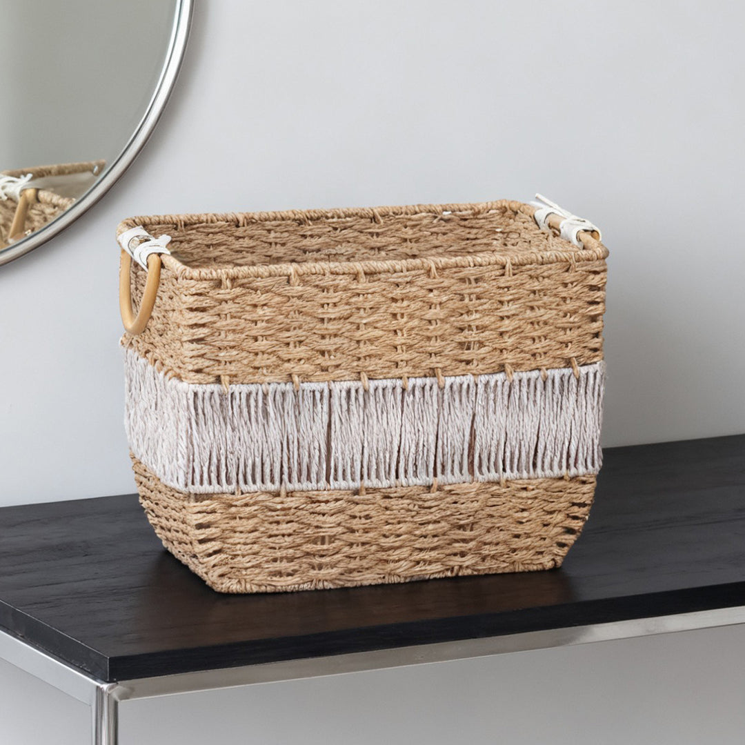 Handmade storage basket with fringes Bowlift