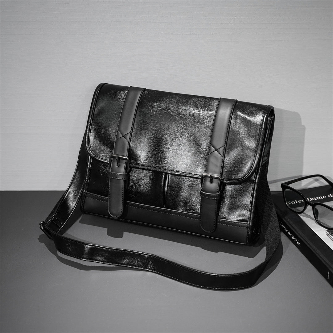 Elegant Shoulder Bag in Classic Modern Style Bowlift