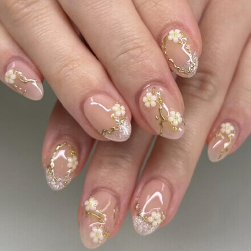 Creative nail art set with delicate flower decoration and glitter elements Bowlift