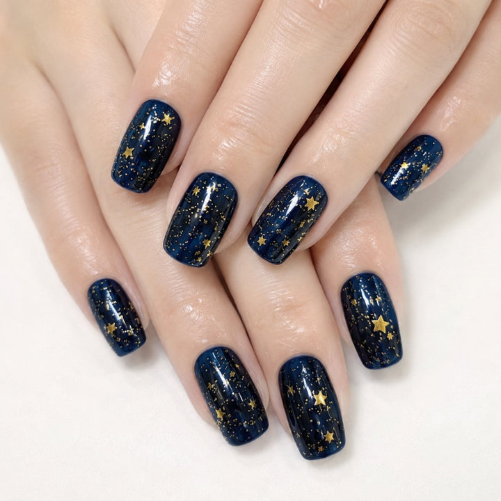 Elegant Artificial Nails In Luxurious Star Design Bowlift