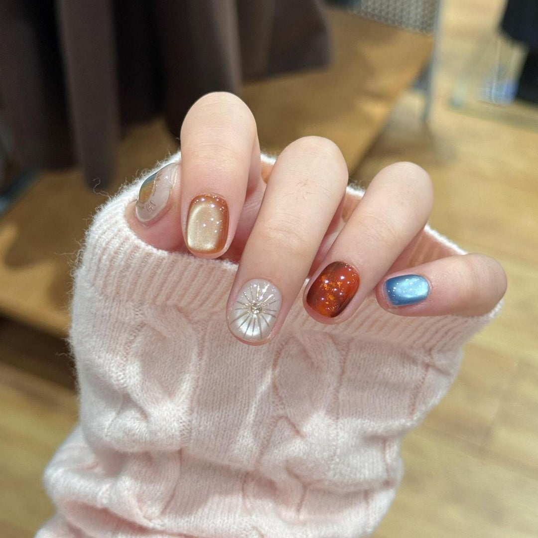 Artificial Artificial Nails with Sparkling Effects Bowlift