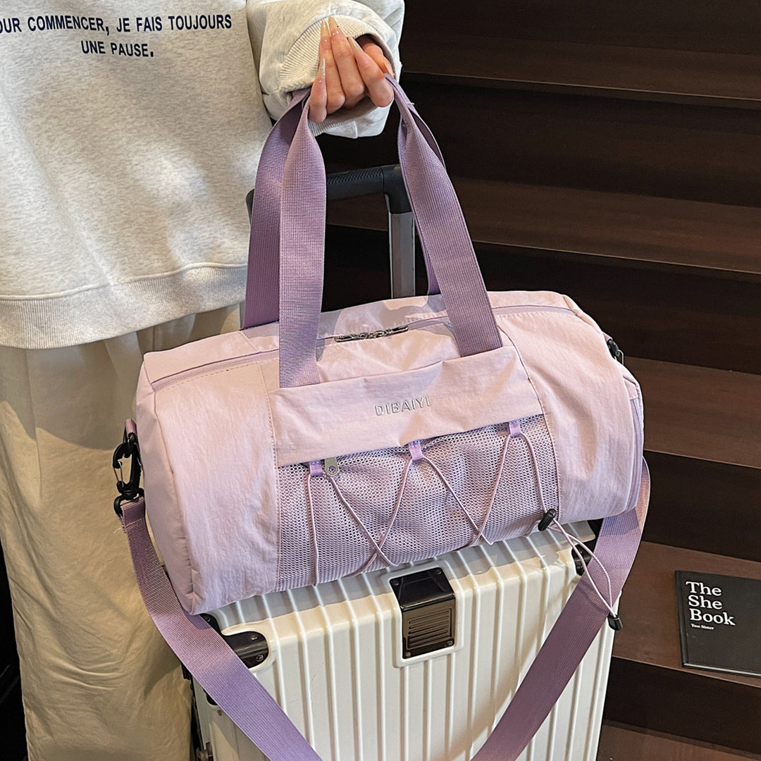 Multi-Pocket Gym Duffel Bowlift