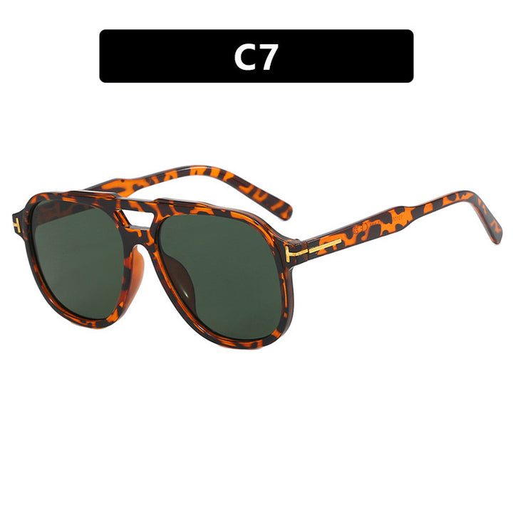 Women's stylish sunglasses in a modern design with a unique Bowlift frame