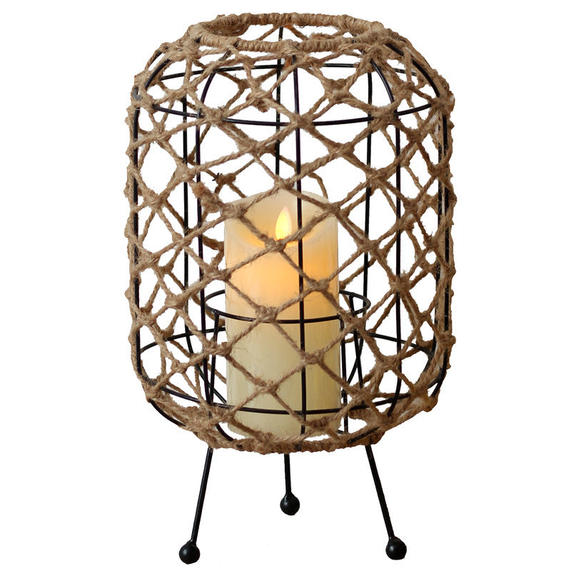 Decorative plant container with tripod Bowlift