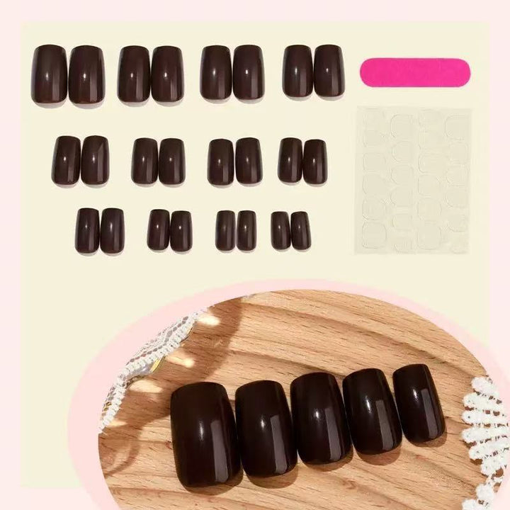 Artificial nail set with elegant high gloss and luxurious finish Bowlift